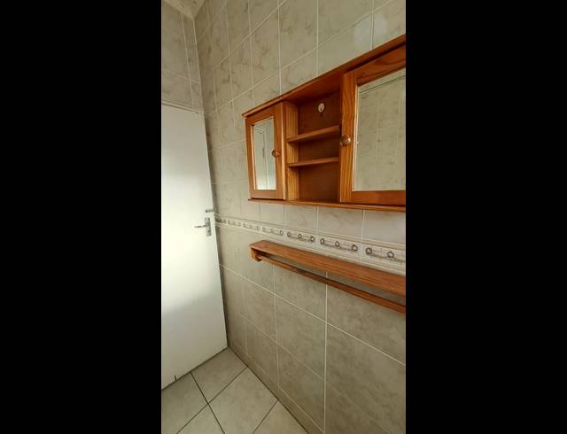 2 bed property to rent in OCEAN VIEW